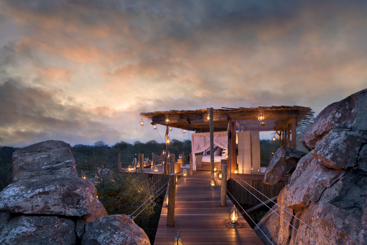 Lion Sands Kingston Treehouse 4 Evening View Of Treehouse Walkway