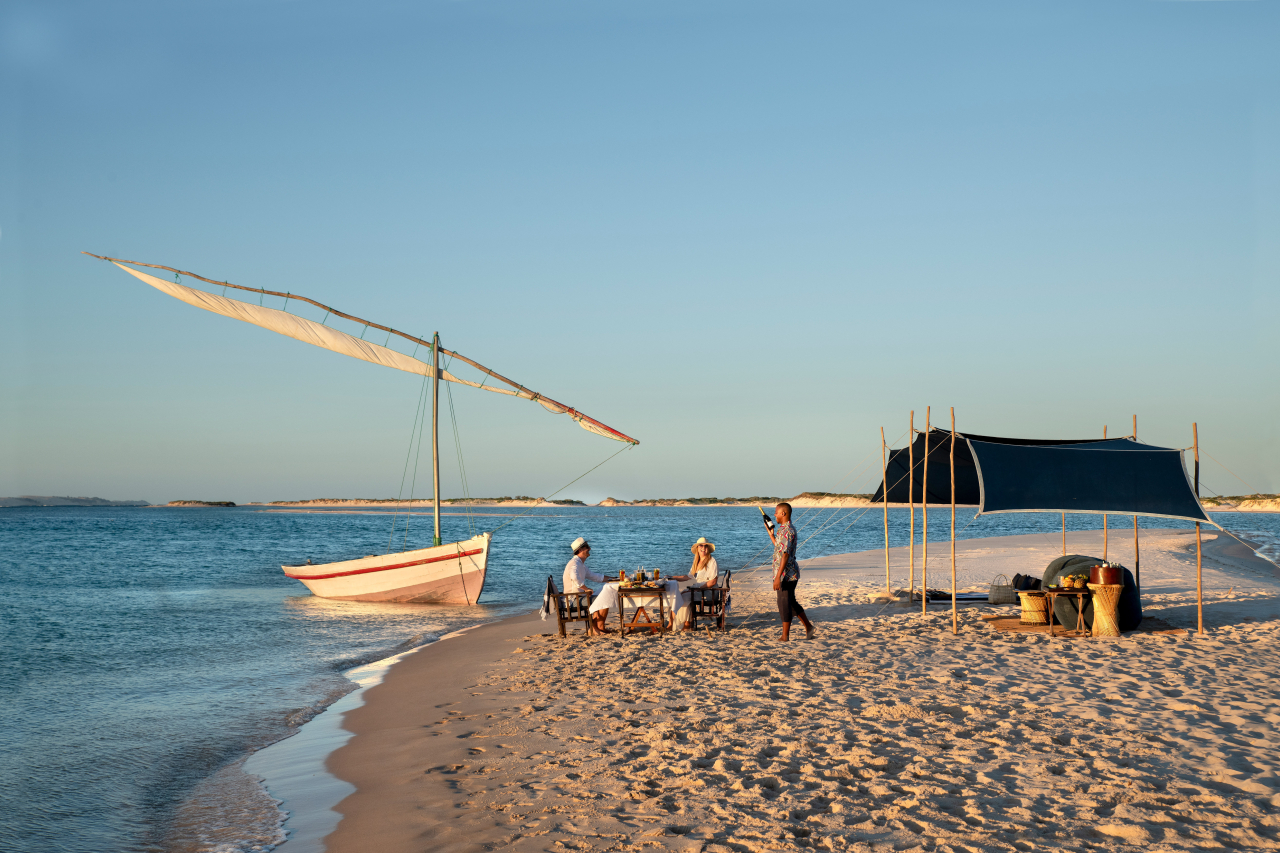 Southern Africa Mozambique and Beyond Benguerra Island experience castaway picnic dhow butler setup 3 High Resolution Width5000px