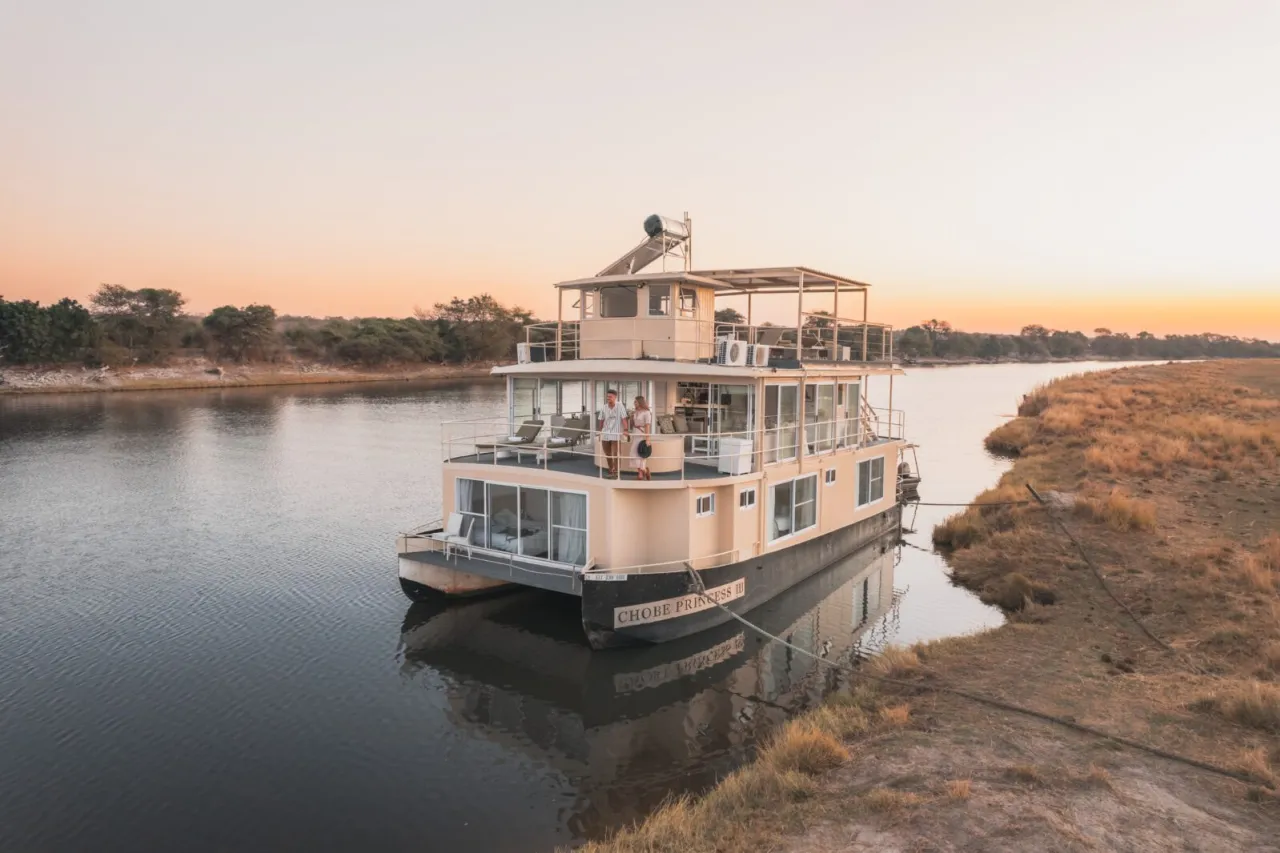 GALLERY Chobe Princess Exterior Romant