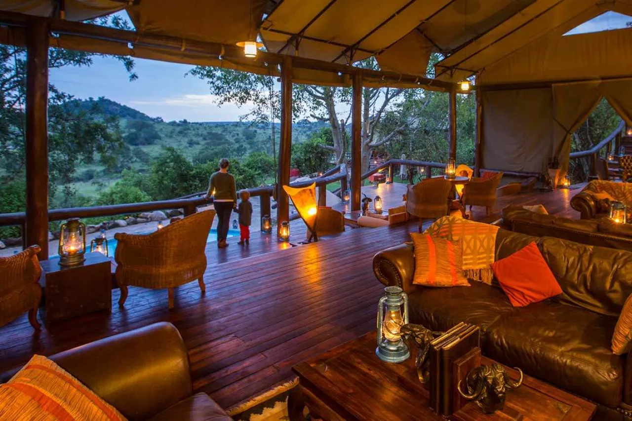 LODGE SHOT Elewana Serengeti Migration Camp Main Lounge